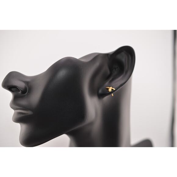 Catherine Weitzman 18K Gold Vermeil Bee Post Earrings - Picture 2 of 3